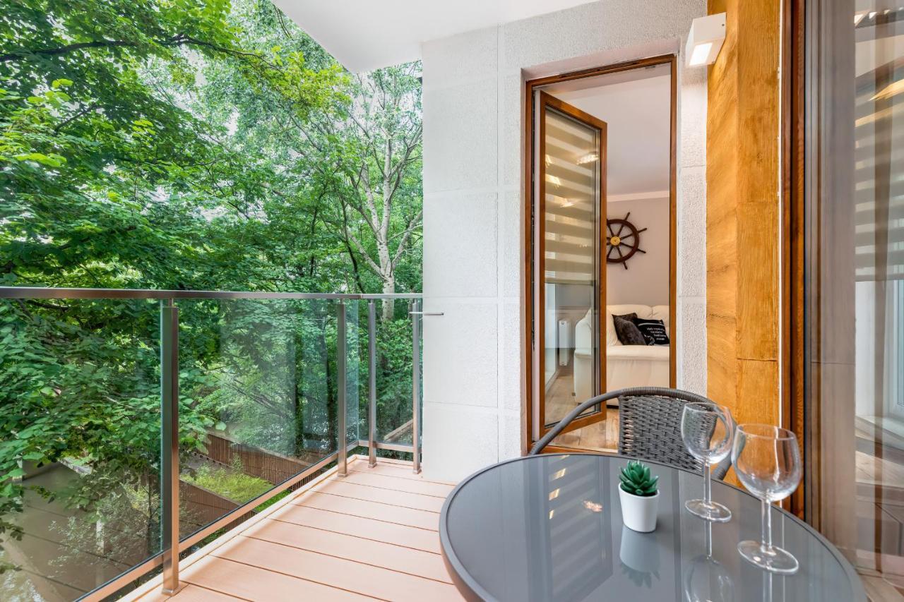 Apartament Mariner By Noclegi Renters Колобжег Екстериор снимка
